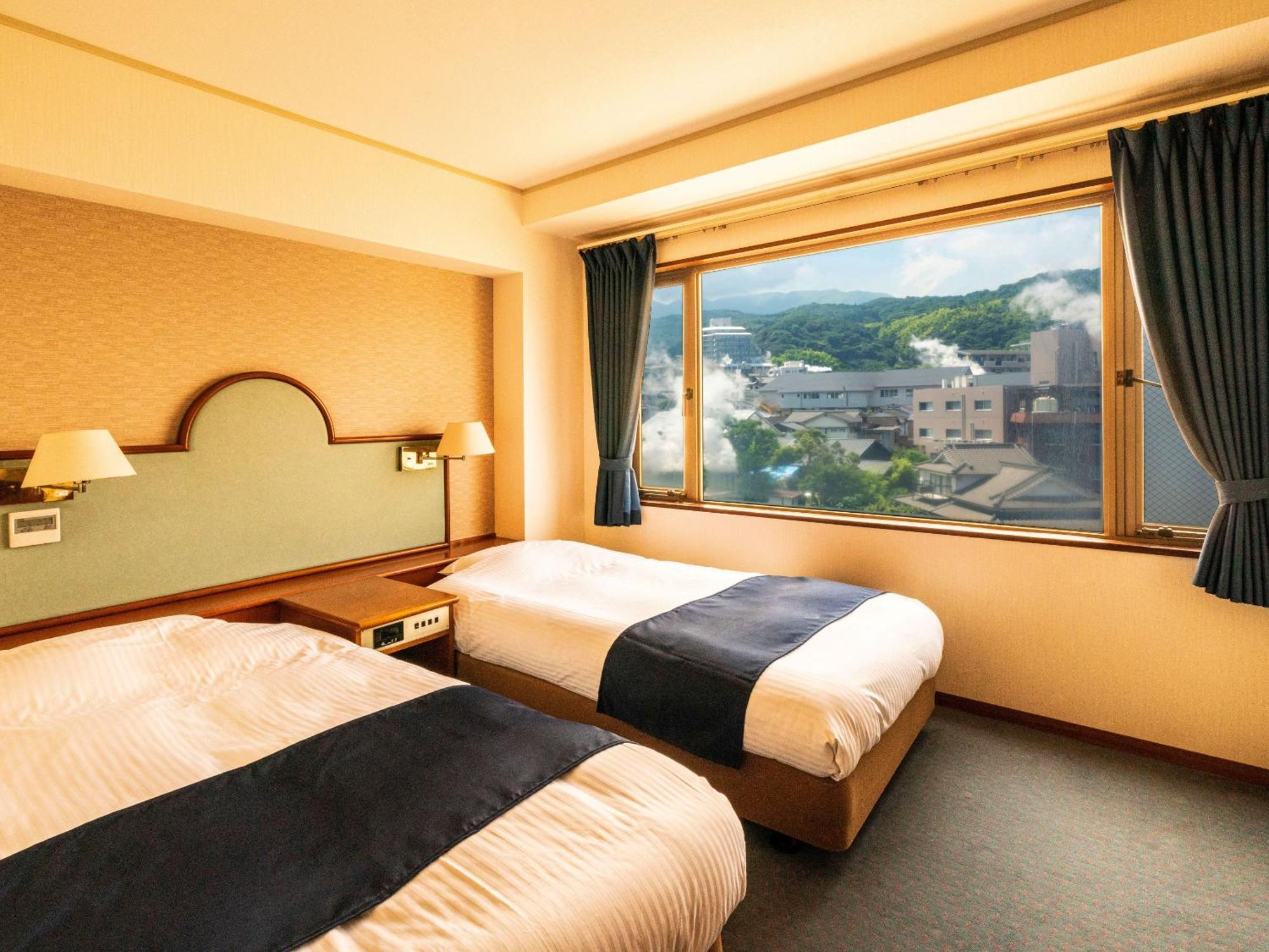 Ooedo Onsen Monogatari Premium Hotel Fugetsu Beppu Quarto foto