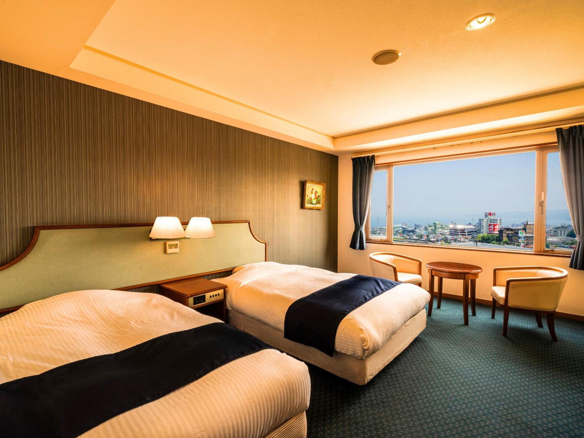 Ooedo Onsen Monogatari Premium Hotel Fugetsu Beppu Quarto foto